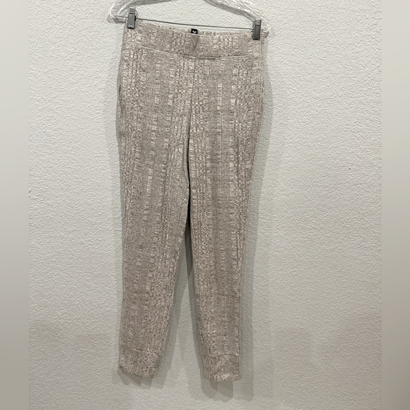 Like New Roxy Sweater Leggings - Gray - Medium 28" inseam - Picture 1 of 5